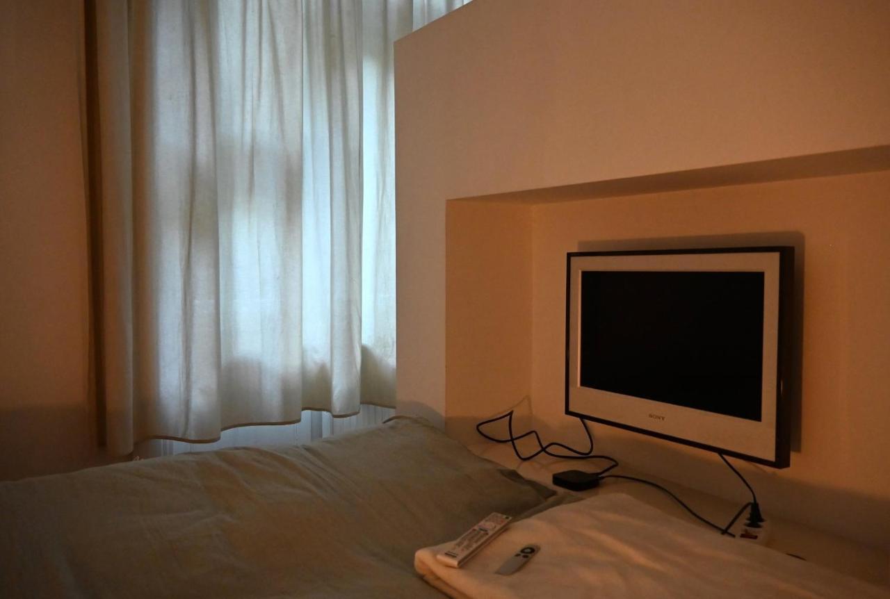 Quiet Haven In The Middle Of The Apartment Budapest